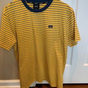 HUF WORLDWIDE tee shirt